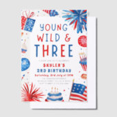 Jong Wild en Drie 4th Juli 3rd Verjaardagsfeest Vellum Uitnodigingen (Offset)