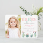 Jong, wild en drie meisje cactussen foto kaart (Staand voorkant)