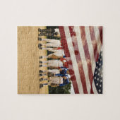 Jonge honkbalspelers gedeeltelijk verborgen door legpuzzel (Horizontaal)