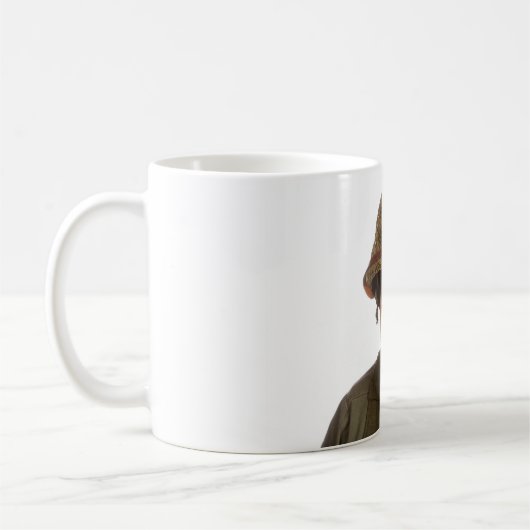 Jonge jongen verkleed als soldaat. koffiemok (Links)