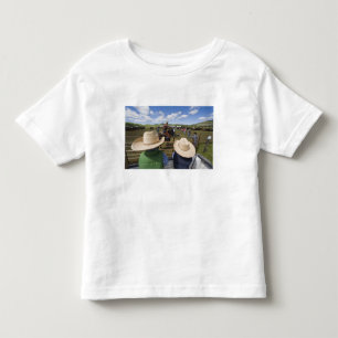 Jonge jongens op de Hughes Ranch in 2007 Kinder Shirts