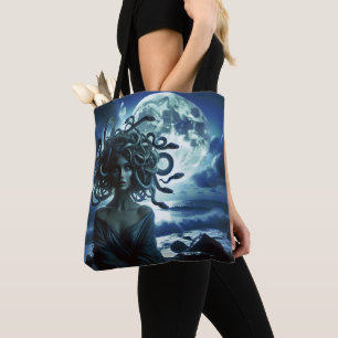 Jonge mooie Medusa bij de maan en oceaan Draagtas