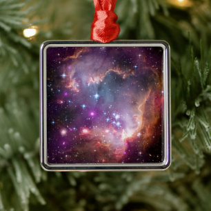Jonge sterren in de kleine Magelhaense wolk. Metalen Ornament
