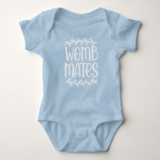 JONGEN - baarmoeder maten bodysuit wit lettertype