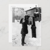 jongen bij mailbox foto briefkaart (Voorkant / Achterkant)