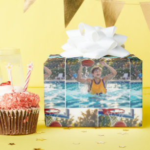 Jongen die basketbal speelt in een zwembad cadeaupapier