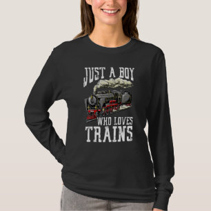 Jongen die van trainen houden, houdt van hem. t-shirt