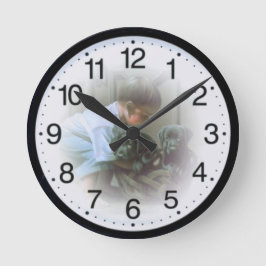 Jongen en honden ronde klok