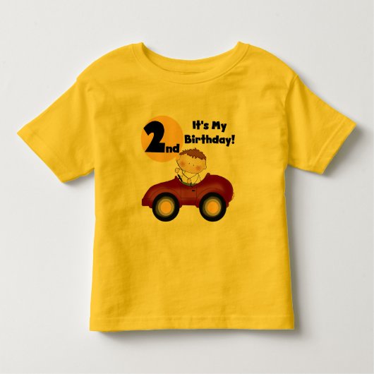 Jongen in Rode Auto 2e Verjaardag Tshirts en gesch (Voorkant)