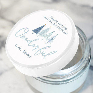 Jongen kerstboom Vernederende verjaardag Dank je w Ronde Sticker