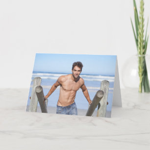 Jongen op het strand hete vent groetkaart kaart