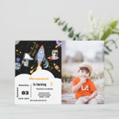Jongen schipper ruimte planeet astronaut verjaarda kaart (Staand voorkant)
