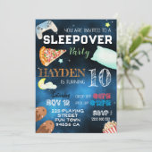 Jongen Sleepover Pizza Pyjama Verjaardag Kaart (Staand voorkant)