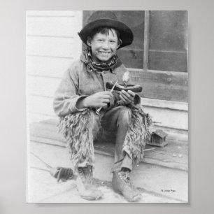 Jongen verkleed als Cowboy met speelgoed Poster