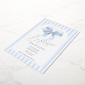 Jongens Blue Bow en Stripe doop uitnodiging (Gedraaid)