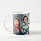 Jongens op de strand koffiemok (Links)