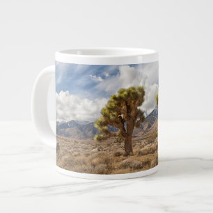 Joshua Trees in woestijn Jumbo Beker