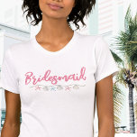 Jote Pink Beach Bachelorette<br><div class="desc">Joli Pink Script Beach Bachelorette Bridesmaid T-Shirt. Une aquarelle cool sur le littoral, la mer ou la plage aux tons rose et turquoise, qui donne l'ambiance d'une escapade à la plage avec la mariée et ses seins. Des voyages en Floride, aux Hamptons, en Californie ou encore quelque chose de plus...</div>