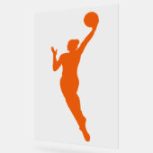 Joueuse de basket-ball féminine dynamique Concepti (Angle)