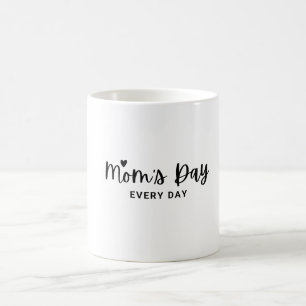 Jour de maman moderne noire chaque jour Mug