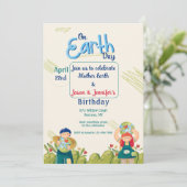 Jour des terres Anniversaire Fête Invitation (Debout devant)