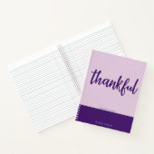 Journal de gratitude violet avec nom et écriture r (Intérieur)