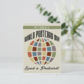 Journée mondiale des cartes postales avec le globe (Debout devant)