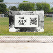 Jouw Logo Smokey Gothic Monochrome Spandoek (Insitu)