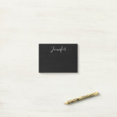 Jouw naam | Elegant wit script op zwart Post-it® Notes (Op bureau)