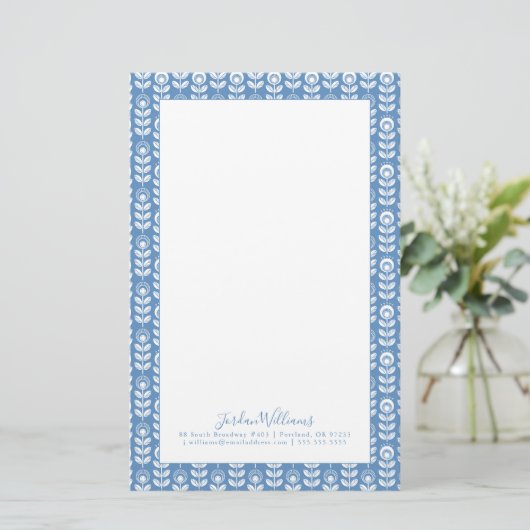 Jouw naam toevoegen | Retro Scandinavian Blue Patt Briefpapier (Staand voorkant)