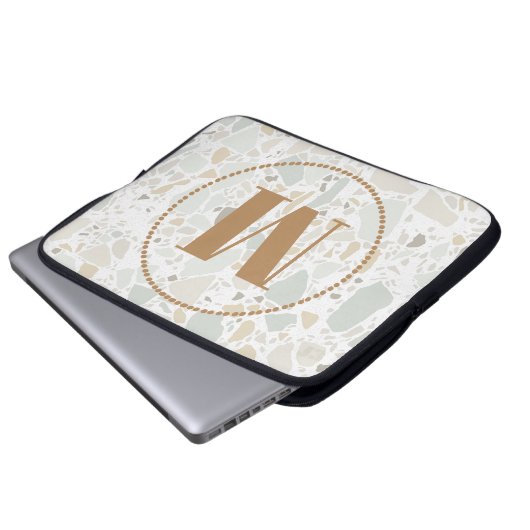 Jouw naam van het moderne Patroonmonogram Terrazzo Laptop Sleeve (Voorkant onderkant)