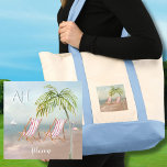 Jovely Watercolor Beach Scene Custom Monogramme No<br><div class="desc">Watercolor Beach — scène paisible et douce avec deux transats — adorable comme un sac fourre-tout pour vous d'avoir ou parfait comme un cadeau. Notez le monogramme personnalisé de deux couleurs Toute question de design envoyez un conversation ou un email à charmdesignstudio@rcn.com et nous serons heureux de vous aider.</div>