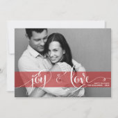 Joy and Love Rustic Script Red Christmas Foto Feestdagenkaart (Voorkant)