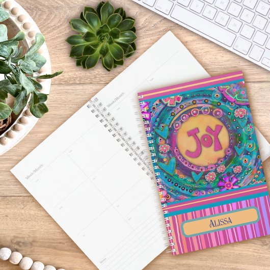 Joy gepersonaliseerde naam roze bloemenstreep planner