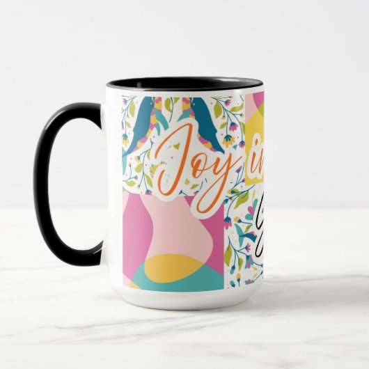 Joy in Every Sip – Kleurrijk Folk-geïnspireerd pat Mok (Links)