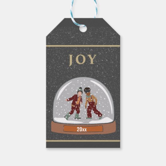 JOY kerstsneeuwWereldbol met Kinder cadeauLabels (Voorkant)