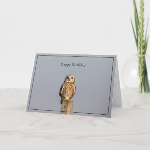 Joyeuse carte d'anniversaire hibou à oreilles cour
