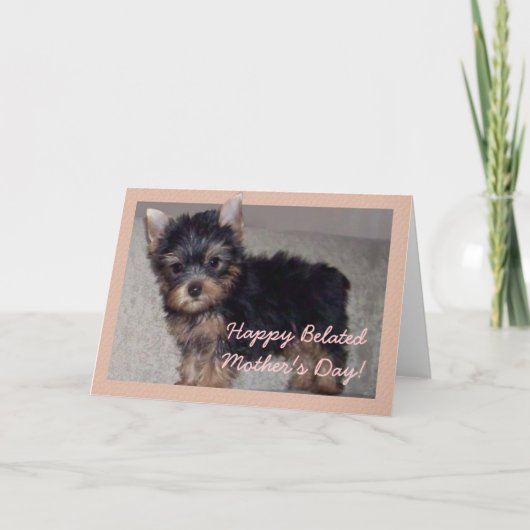 Joyeuse carte de chiot du Yorkshire Belated Mother (Devant)