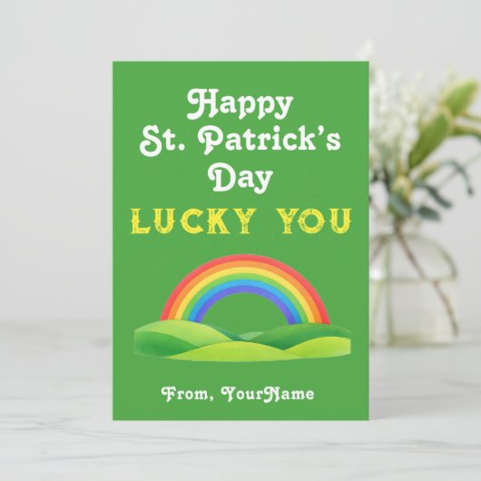 Joyeuse carte de Saint-Patrick avec arc-en-ciel (Debout devant)