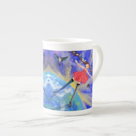 Joyeuse fille avec des oiseaux os Chine Mug (Devant droit)