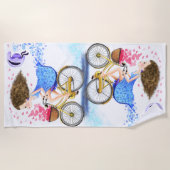 Joyeuse fille avec serviette de plage de vélo (Devant)