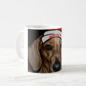 Joyeuse Mug de Noël de Dachshund (Devant gauche)