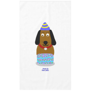 Joyeuse nappe de la tasse d'anniversaire