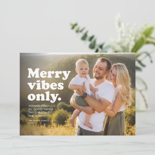 Joyeuses vibes seulement fun rétro vacances carte  (Debout devant)