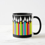 Joyeux Anniversaire bougies Mug<br><div class="desc">Vous avez besoin d'un cadeau d'anniversaire amusant pour votre patron, un collègue ou un ami? Cette tasse "anniversaire noir" aux chandelles colorées allume un sourire ! Carte de voeux correspondante et affranchissement disponible dans la galerie. Photo et texte Teri Francis</div>