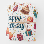 Joyeux anniversaire enveloppant des feuilles de pa (En situation)