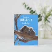 Joyeux anniversaire koala-ty, Carte postale bleue  (Debout devant)