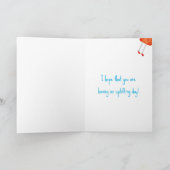 Joyeux anniversaire Missy Mouse tenant une carte à (Intérieur)