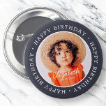 Joyeux anniversaire moderne Preppy Photo personnal<br><div class="desc">Ce design simple et moderne est composé de typographie serif et d'ajouter une photo personnalisée. "Joyeux anniversaire" encercle la photo personnalisée.</div>