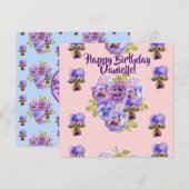 Joyeux Anniversaire Pansy floral Womans Carte de n (Devant / Derrière)